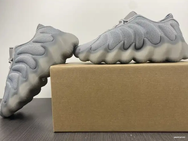YEEZY ADIDAS 400 H68033 0611